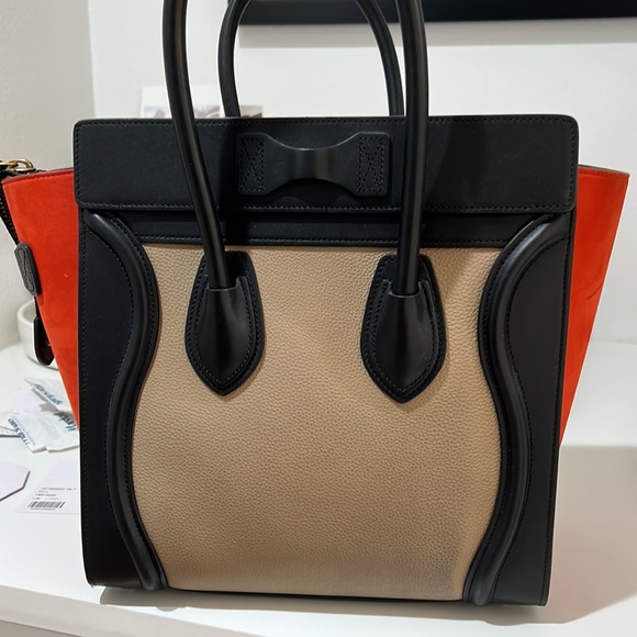 Authentic tri color Celine luggage - Picture 4 of 8